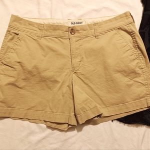 Old Navy Rolled Oats Khaki Shortie Shorts Wms Sz 6 Reg